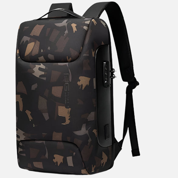 Mochila Ferrutini FRT401, em tecido Oxford impermeável, para notebook até 15", com porta USB, trava TSA, 35L, em preta, cinza, azul e camuflada.
