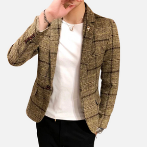 Blazer de veludo premium com design moderno, toque macio e acabamento impecável, perfeito para ocasiões formais ou eventos especiais.