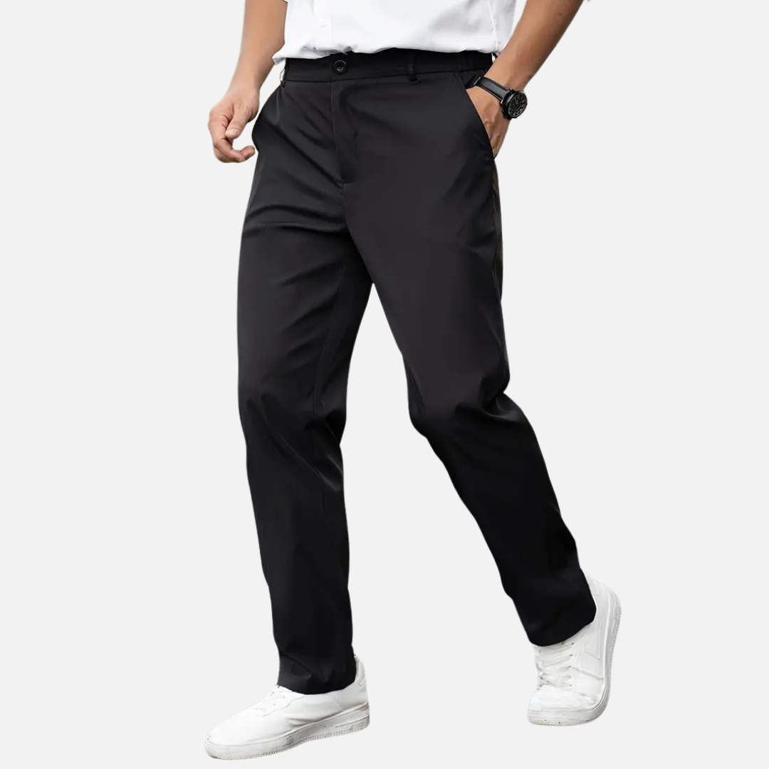 Calça masculina de perna reta em tecido de alta qualidade, cor sólida, ideal para atividades ao ar livre e looks casuais nas estações mais frescas.