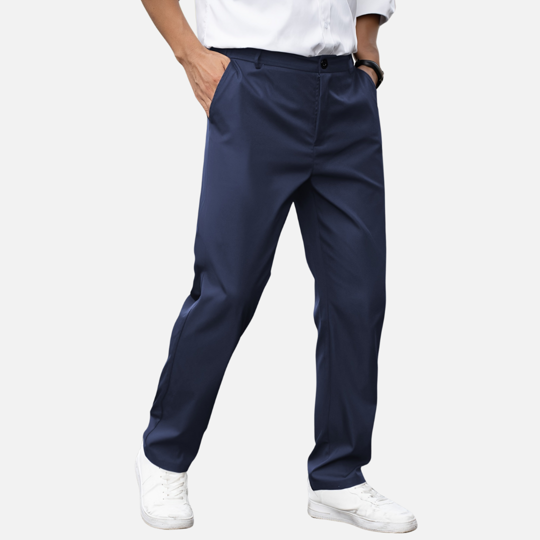 Calça masculina de perna reta em tecido de alta qualidade, cor sólida, ideal para atividades ao ar livre e looks casuais nas estações mais frescas.