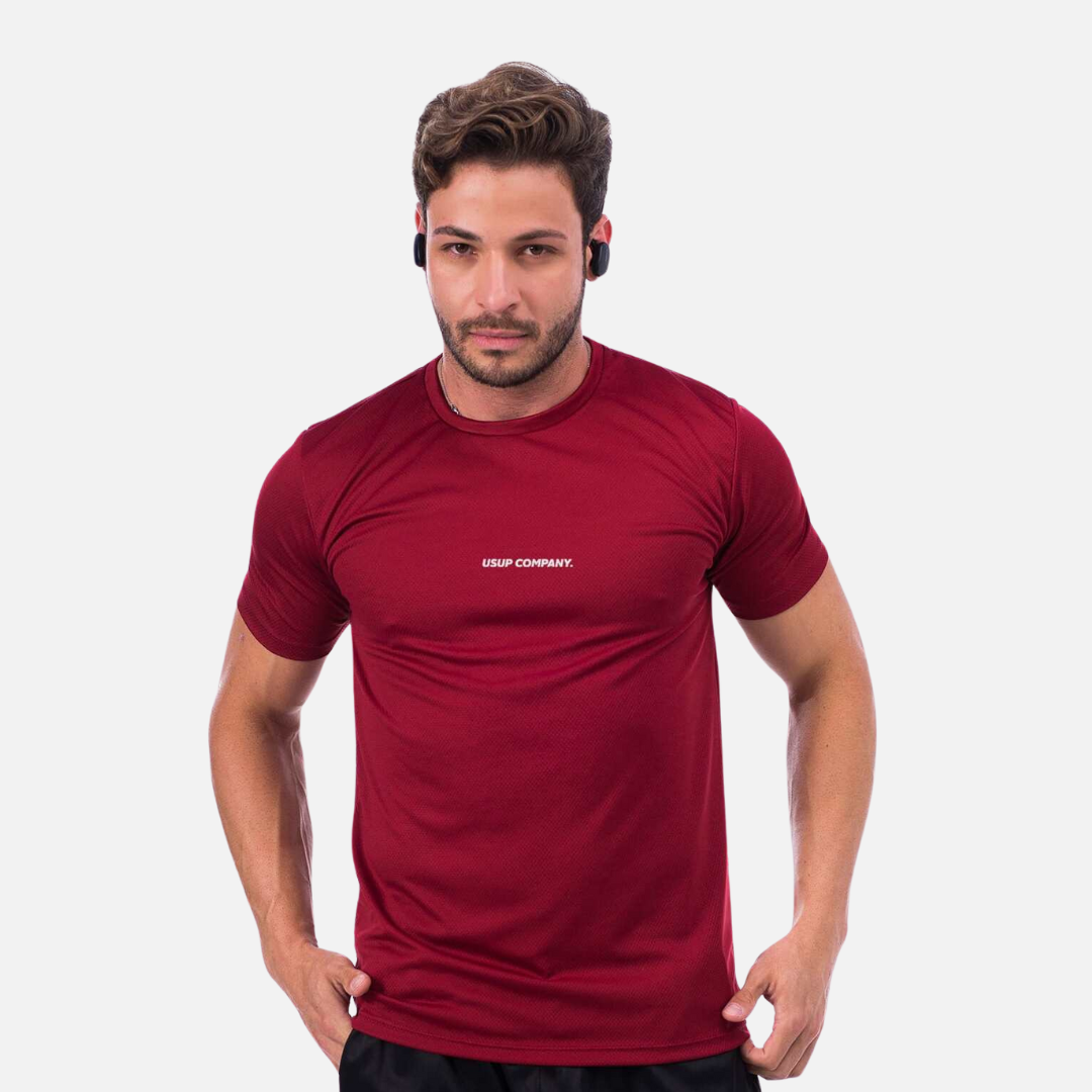 Camiseta dry fit de alta qualidade, respirável e de rápida absorção, ideal para treinos, corridas e atividades ao ar livre.