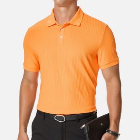 Camisa canelada com design elegante e abotoamento parcial, ideal para ocasiões formais e casuais com conforto e sofisticação.