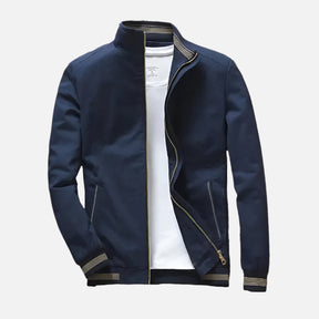 Jaqueta masculina Ferrutini FRT193, com design moderno, em poliéster e algodão, estampa sólida, bolsos funcionais, ideal para looks casuais, com zíper frontal e manga regular.