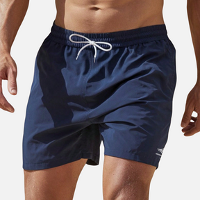 Short de tactel com design moderno, leve e de secagem rápida, perfeito para praia, piscina e momentos de lazer.