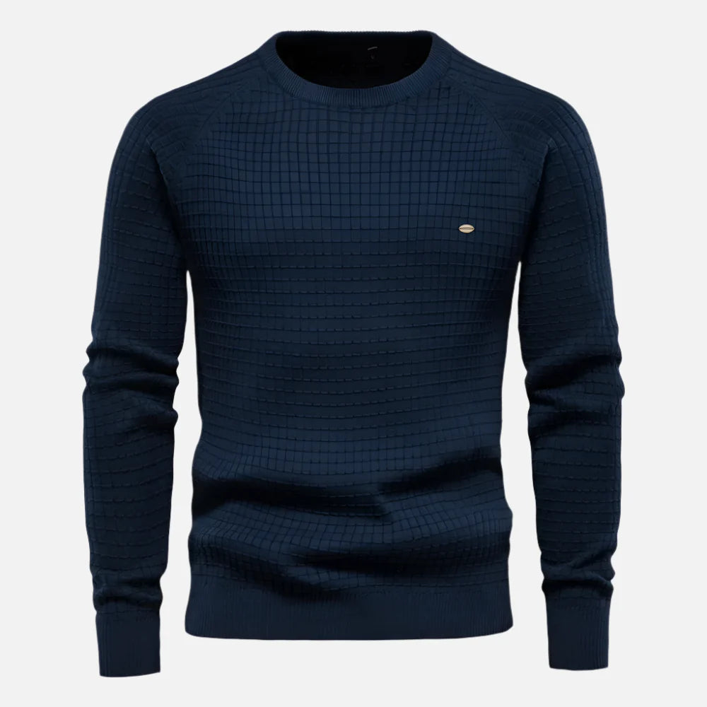 Suéter masculino em lã Ferrutini FRT225, com design clássico, em lã premium, ideal para looks casuais ou formais, com manga comprida e caimento elegante.